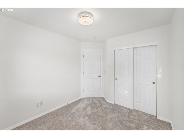 807 Se 197TH Ave, Camas, WA 98607