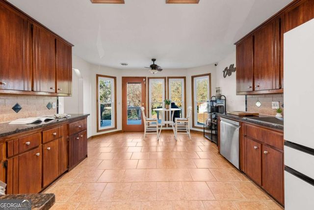 1764 Blackwillow Drive, Marietta, GA 30066