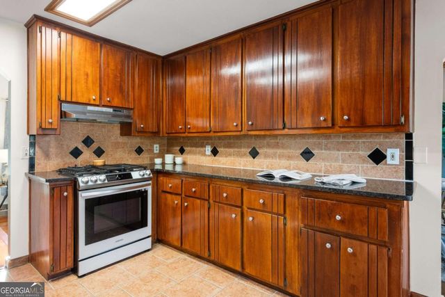 1764 Blackwillow Drive, Marietta, GA 30066