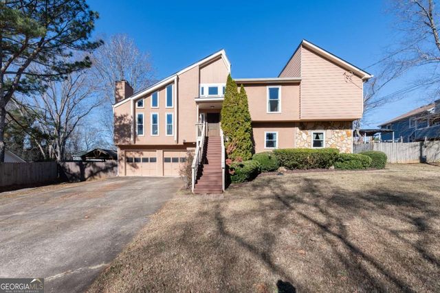 1764 Blackwillow Drive, Marietta, GA 30066
