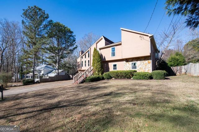 1764 Blackwillow Drive, Marietta, GA 30066