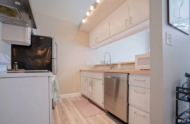 1131 Loft Cove, Evansville, IN 47715