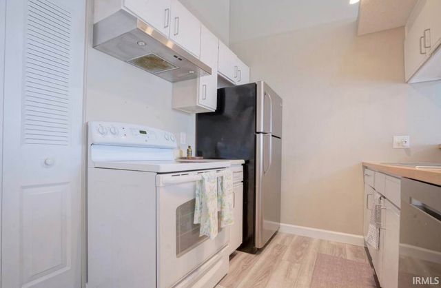 1131 Loft Cove, Evansville, IN 47715