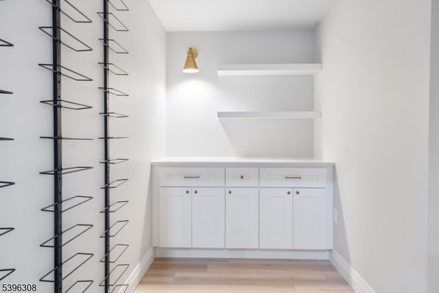 333 Harrison St, Paramus Boro, NJ 07652