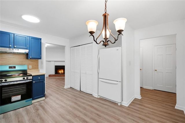 324 Farm Place Court NE, Woodstock, GA 30188
