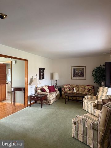 134 CROSSWICKS ELLISDALE RD, Allentown, NJ 08501