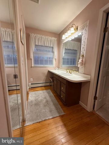 134 CROSSWICKS ELLISDALE RD, Allentown, NJ 08501