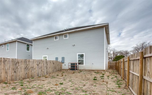 1609 Daniel Street, Fort Worth, TX 76104