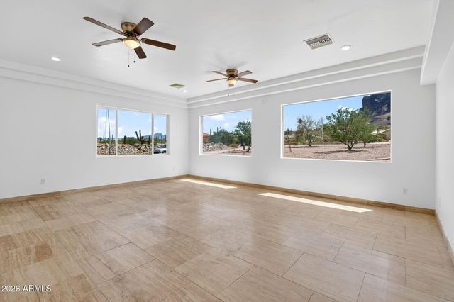 3528 N VAL VISTA Road, Apache Junction, AZ 85119