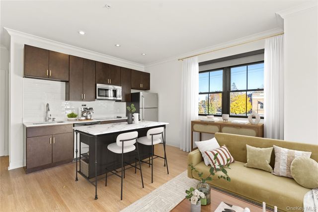 30 Lake Avenue 213, Call Listing Agent, NY 12866