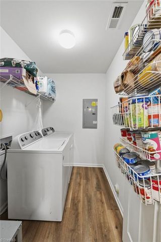 11 Franklinwood Drive, Greensboro, NC 27401