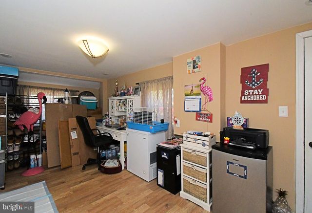 910 FERNWOOD ST, Emmaus, PA 18049