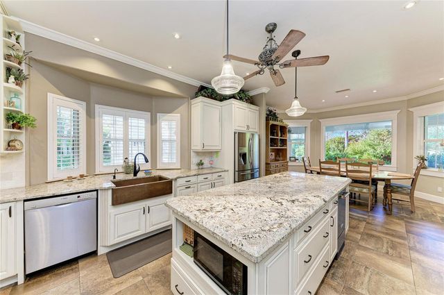 39321 WASHINGTON LOOP ROAD, Punta Gorda, FL 33982