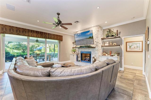 39321 WASHINGTON LOOP ROAD, Punta Gorda, FL 33982