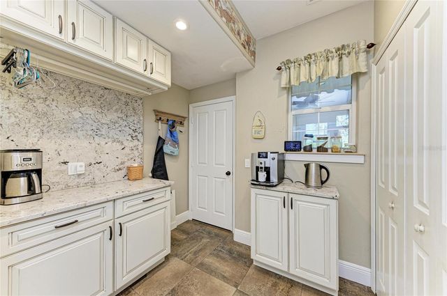 39321 WASHINGTON LOOP ROAD, Punta Gorda, FL 33982