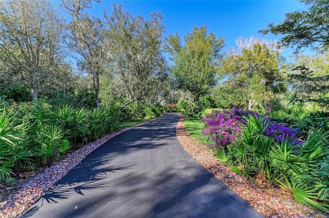 39321 WASHINGTON LOOP ROAD, Punta Gorda, FL 33982