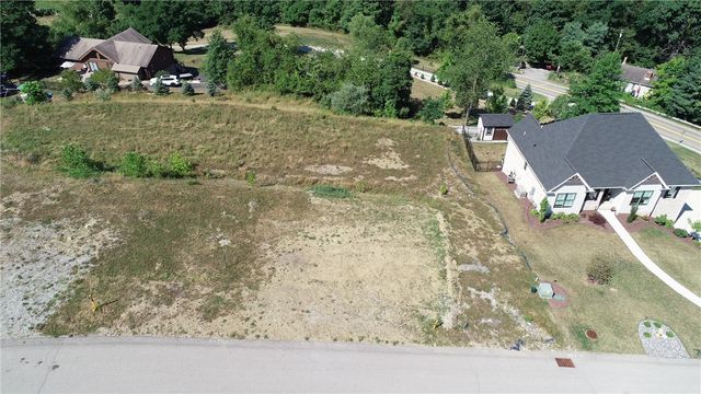 4003 Shenandoah Dr, Jefferson Hills, PA 15025