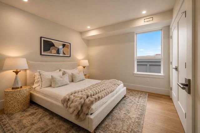 185 E Street 3, Boston, MA 02127