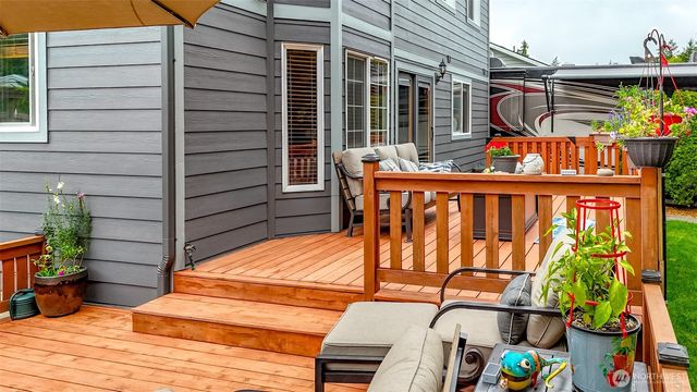 1615 57th Avenue NE, Tacoma, WA 98422