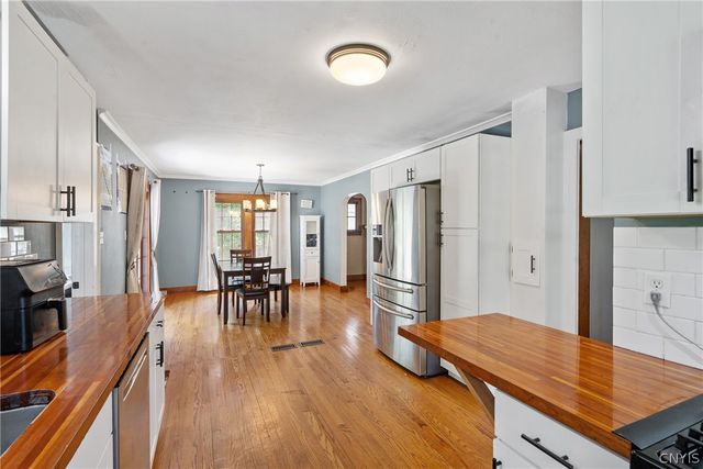 136 Century Drive, Geddes, NY 13209