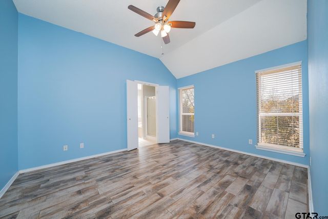 814 Braewood Circle, Lindale, TX 75771