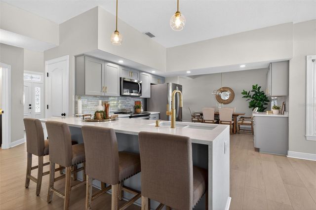 8667 BURNING TREE CIRCLE, Seminole, FL 33777