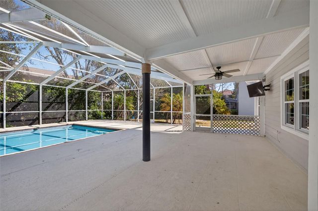 8667 BURNING TREE CIRCLE, Seminole, FL 33777