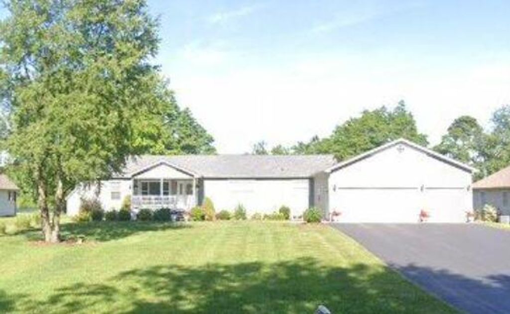 9364 N 225 E, Lake Village, IN 46349