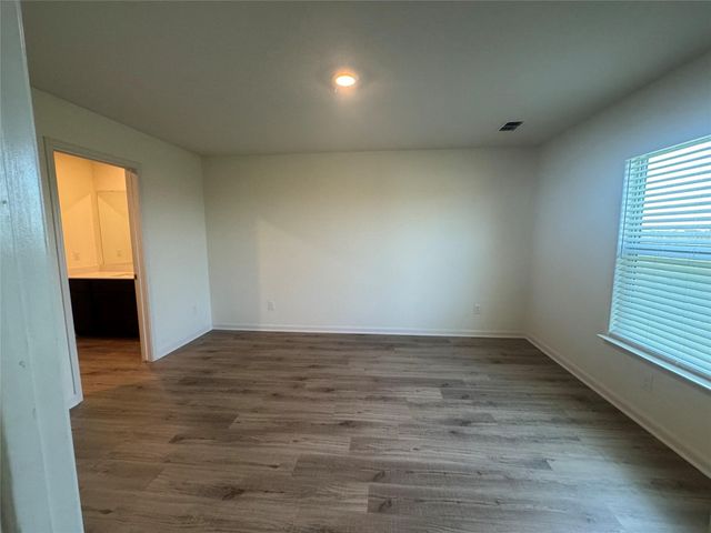 13627 Logan Pass Drive, Ponder, TX 76259