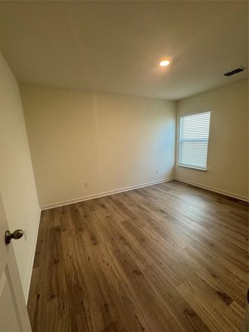 13627 Logan Pass Drive, Ponder, TX 76259