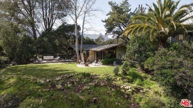 886 Camino Colibri, Calabasas, CA 91302