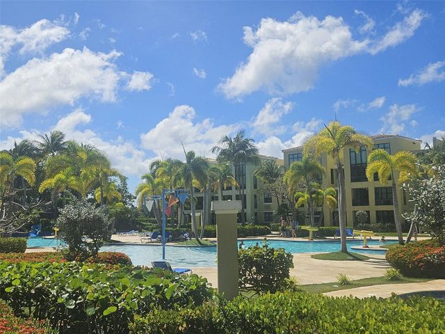 Bo Mediania Alta AQUATICA CONDO 4701, Loiza, PR 00772