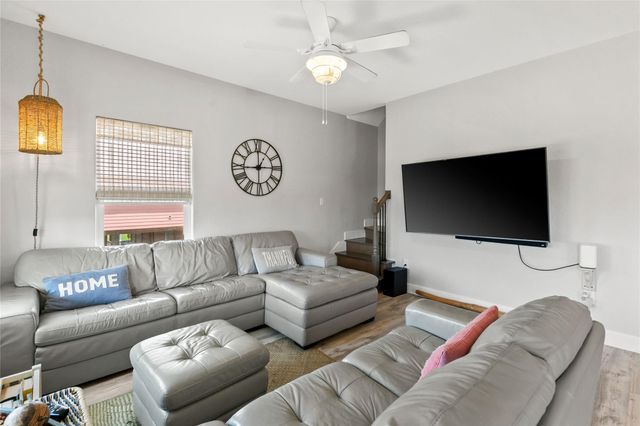 110 Pelican Place, Surfside Beach, TX 77541