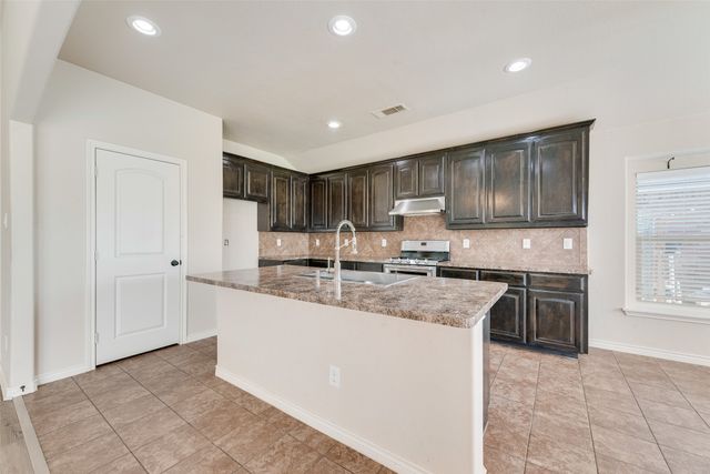 103 Rambling Way, Forney, TX 75126