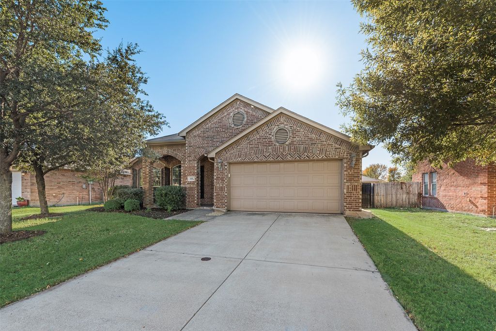103 Rambling Way, Forney, TX 75126