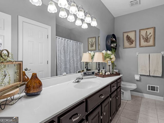 511 Clearwater Drive, Mcdonough, GA 30252