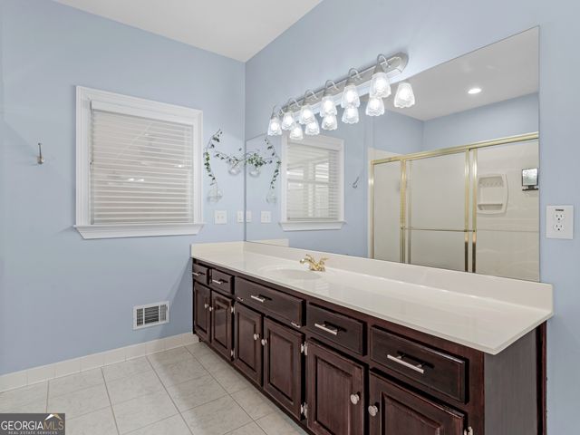 511 Clearwater Drive, Mcdonough, GA 30252