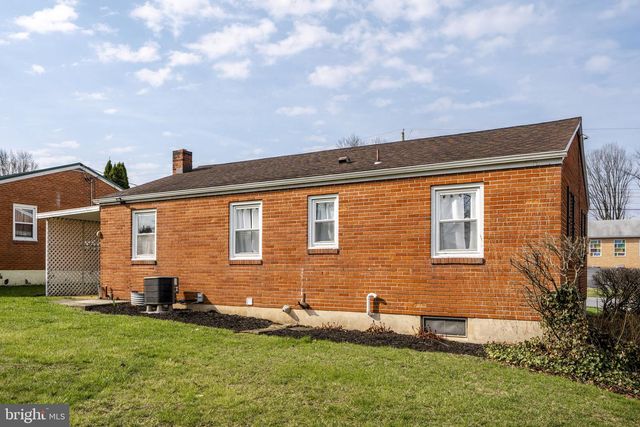 1002 S 1ST AVE, Lebanon, PA 17042