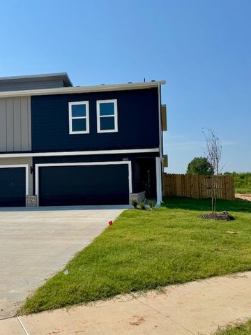 2600 SW Convent Street 2, Bentonville, AR 72712