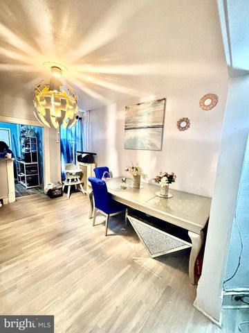 5233 N 6TH ST, Philadelphia, PA 19120