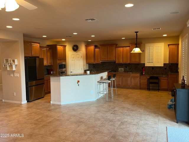 18137 W ORCHID Lane, Waddell, AZ 85355
