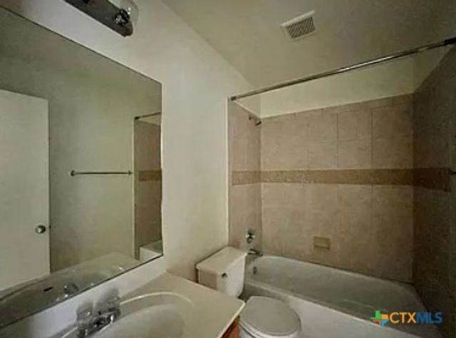 1301 Chips, Killeen, TX 76549
