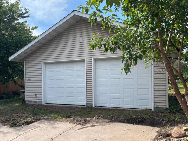 1523 4th Street NE, Minneapolis, MN 55413