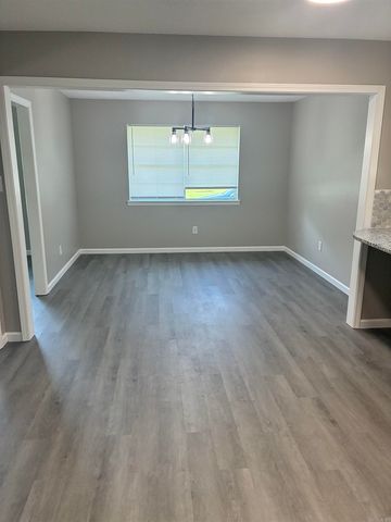 20 Forest Oaks Street, Sherwood, AR 72120