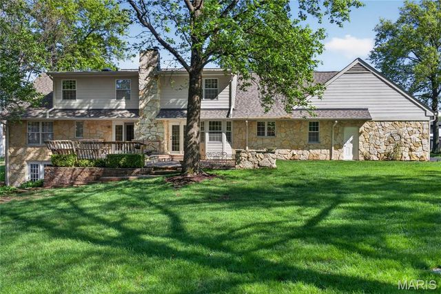 14014 Clairette Lane, Chesterfield, MO 63017
