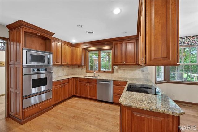 14014 Clairette Lane, Chesterfield, MO 63017