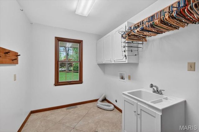 14014 Clairette Lane, Chesterfield, MO 63017