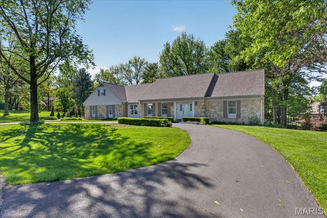 14014 Clairette Lane, Chesterfield, MO 63017