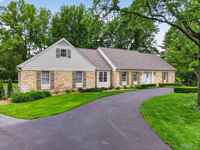 14014 Clairette Lane, Chesterfield, MO 63017