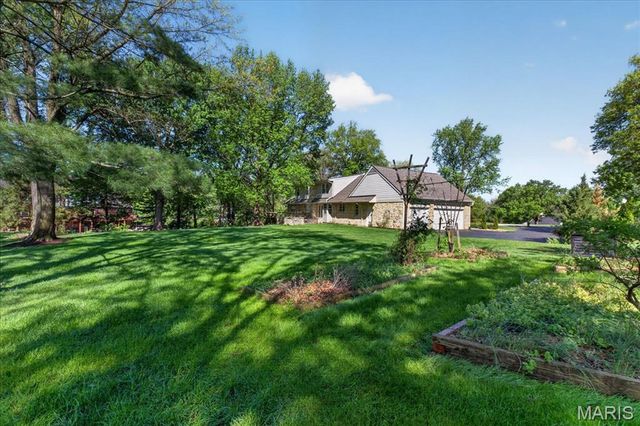 14014 Clairette Lane, Chesterfield, MO 63017